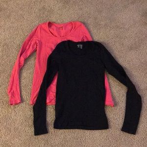 Set of 2 Old Navy Nylon/Spandex Long Sleeve Tops
